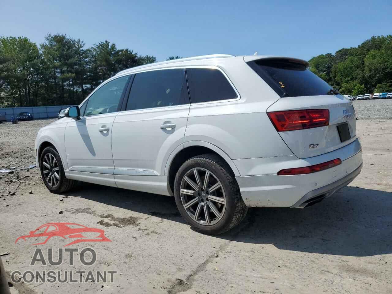 AUDI Q7 2018 - WA1LAAF74JD003962