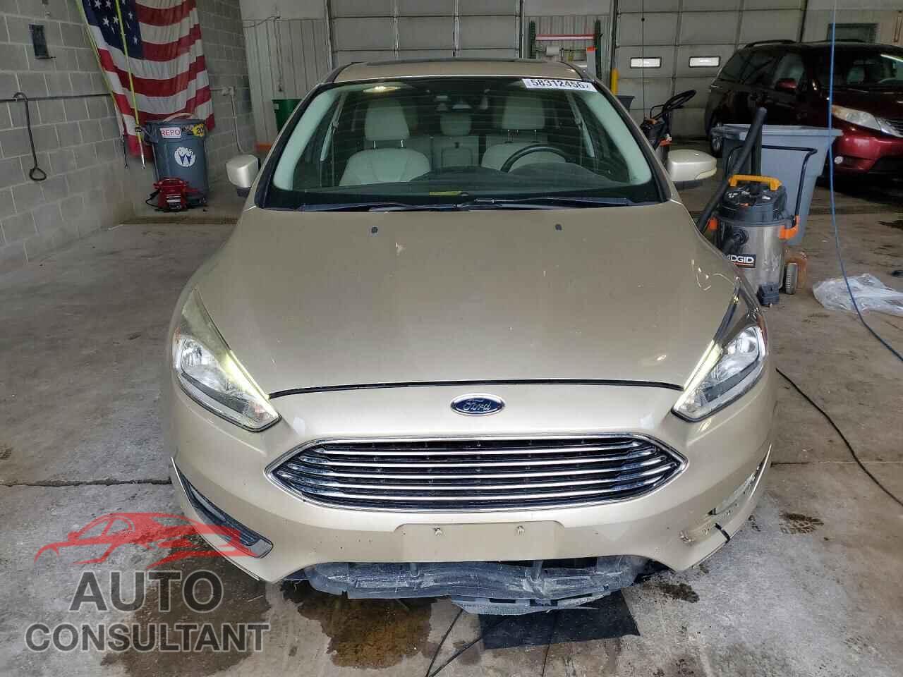 FORD FOCUS 2017 - 1FADP3N29HL262978