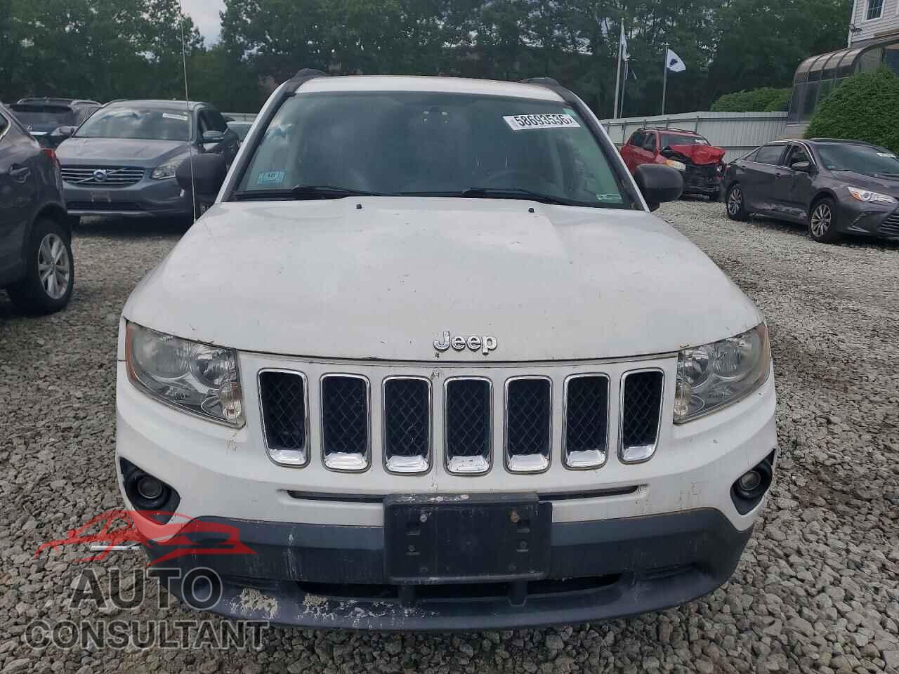 JEEP COMPASS 2011 - 1J4NF1FB4BD216622