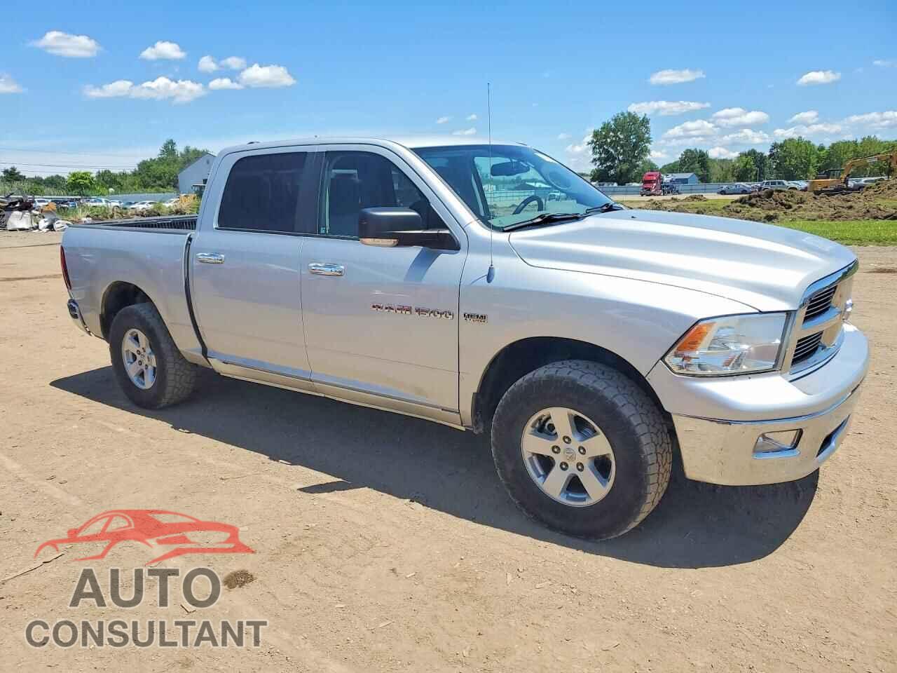 DODGE RAM 1500 2012 - 1C6RD7LT9CS163191