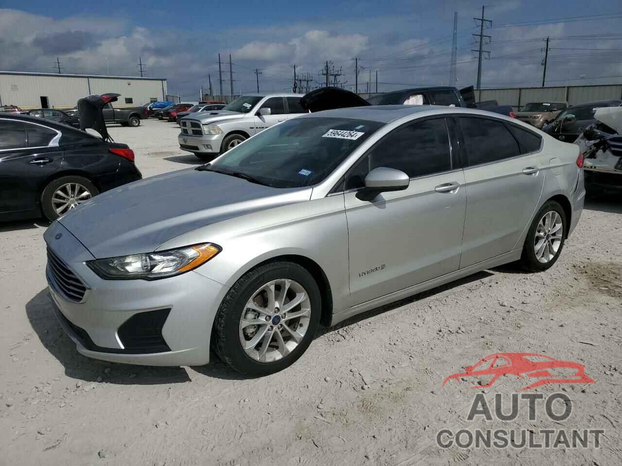 FORD FUSION 2019 - 3FA6P0LU6KR256768