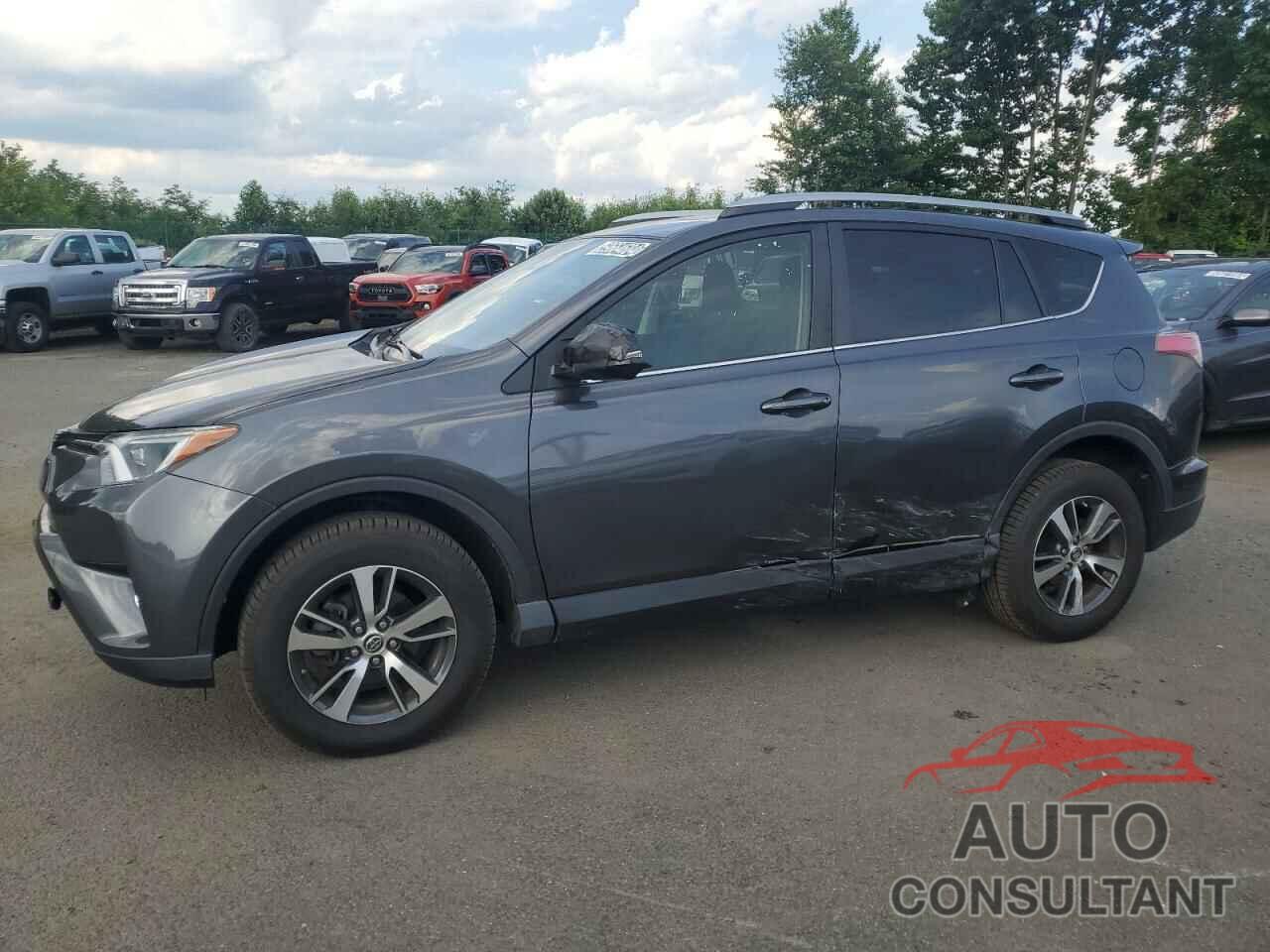 TOYOTA RAV4 2018 - 2T3RFREV4JW835692