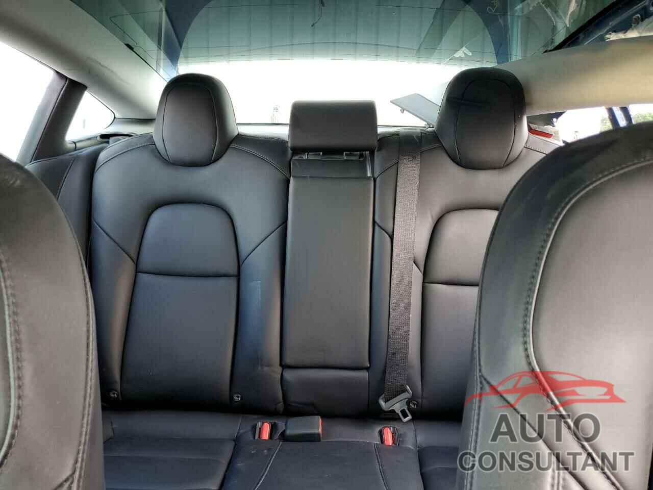 TESLA MODEL 3 2019 - 5YJ3E1EA0KF417452