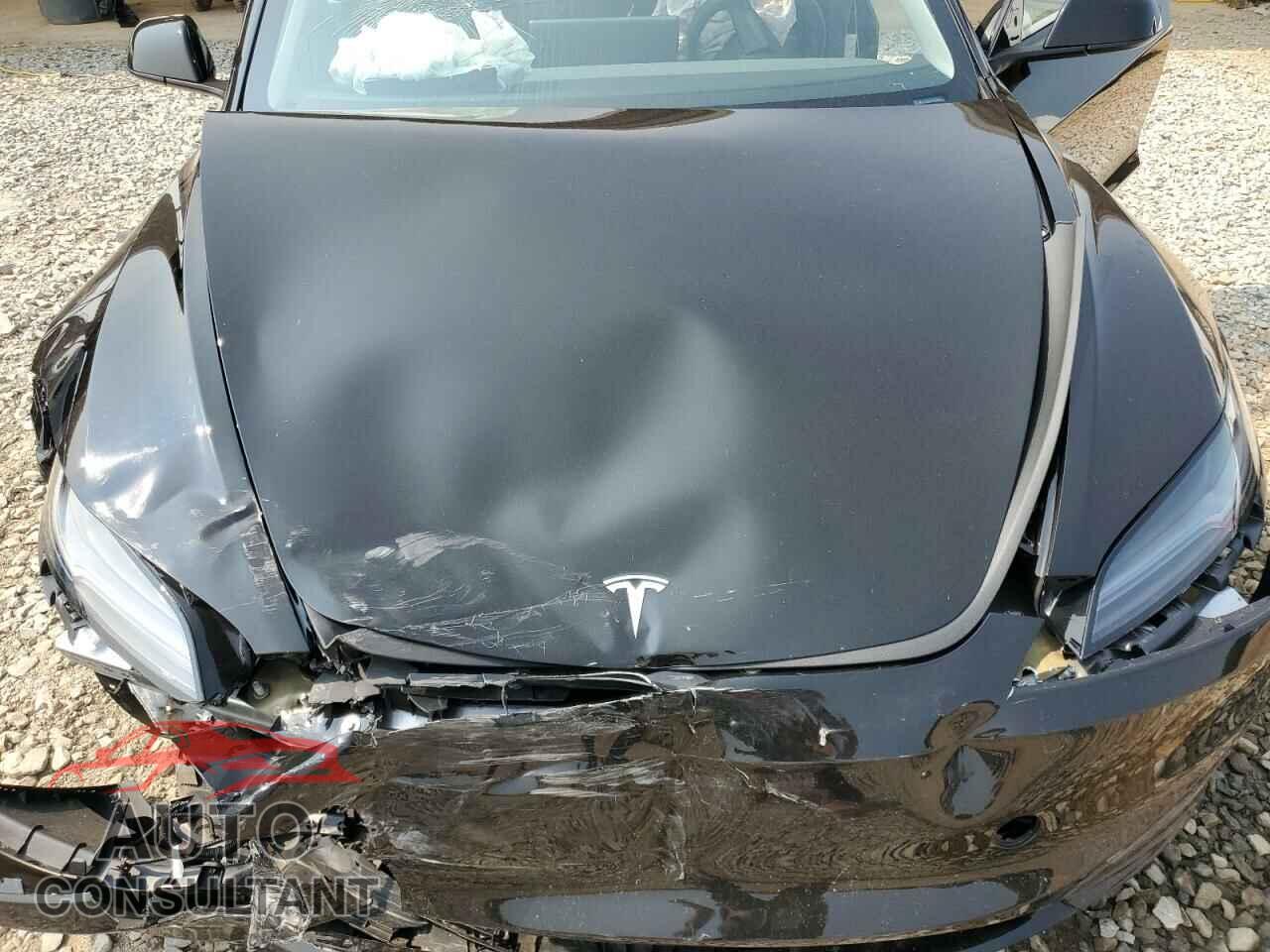 TESLA MODEL 3 2024 - 5YJ3E1EA7RF738723