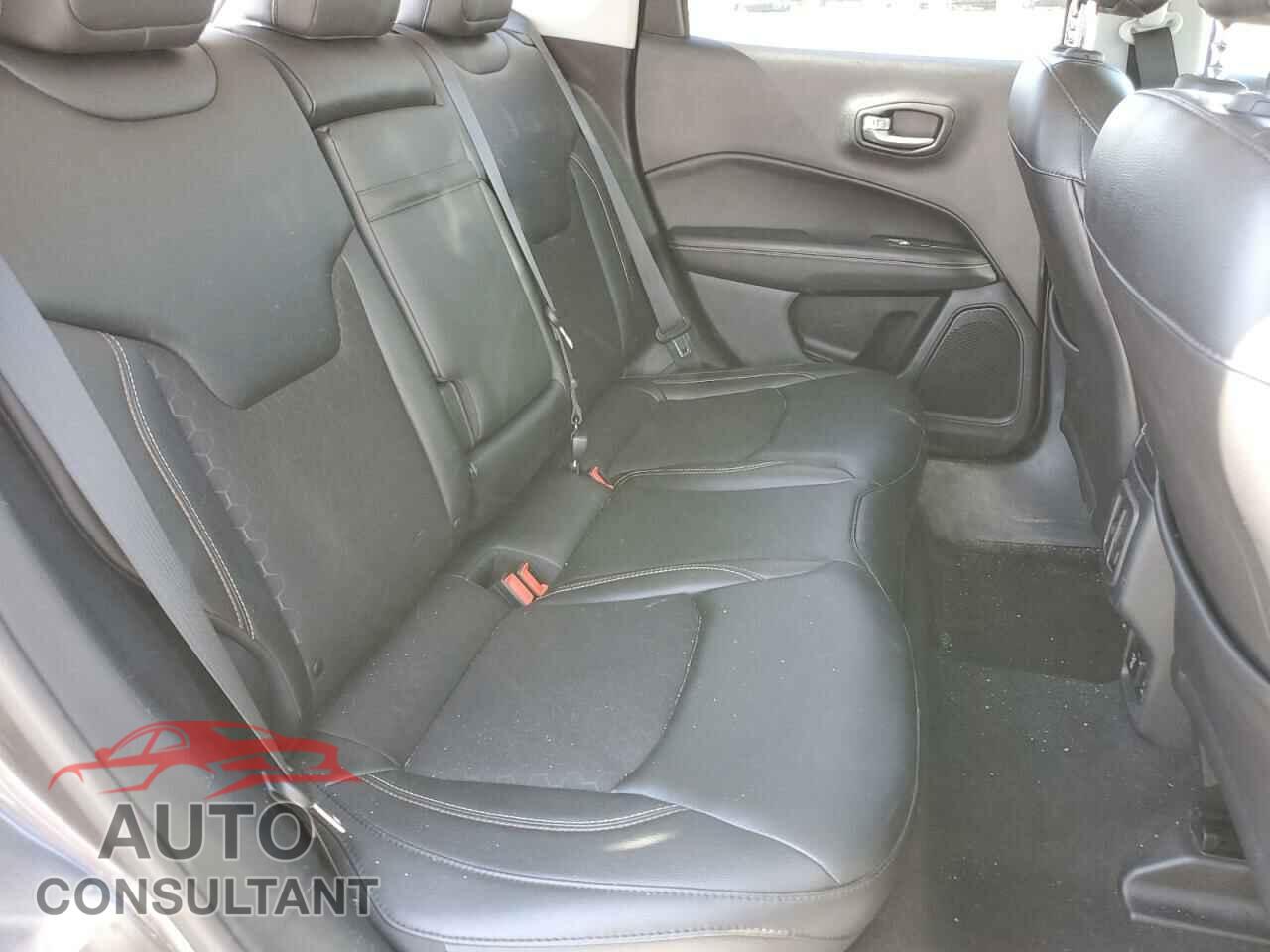 JEEP COMPASS 2018 - 3C4NJDBB5JT306138