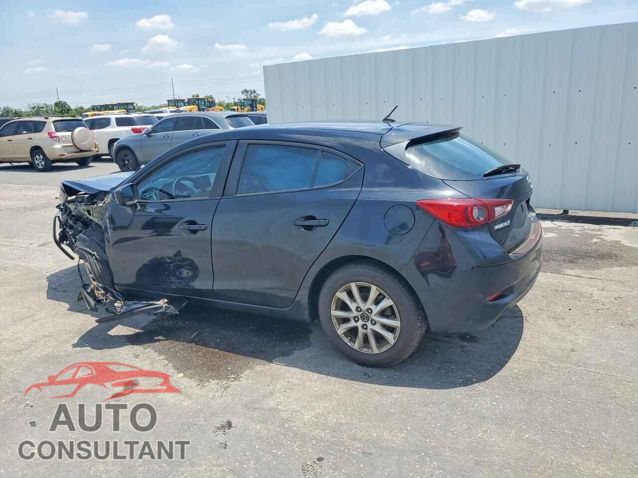MAZDA 3 2018 - 3MZBN1K74JM260178