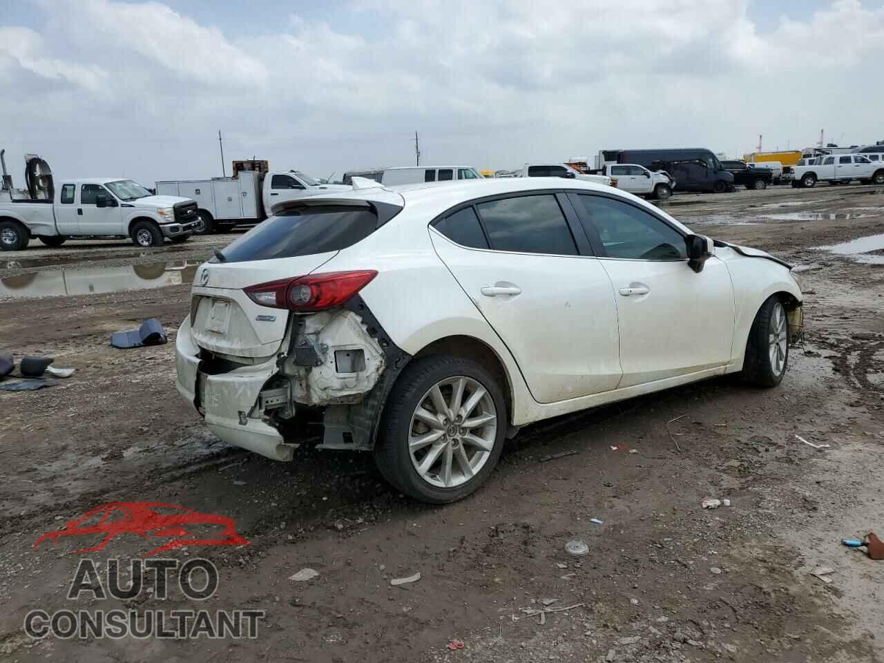 MAZDA 3 2017 - JM1BN1M30H1140575