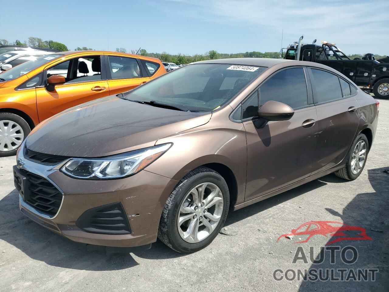 CHEVROLET CRUZE 2019 - 1G1BC5SM9K7128012