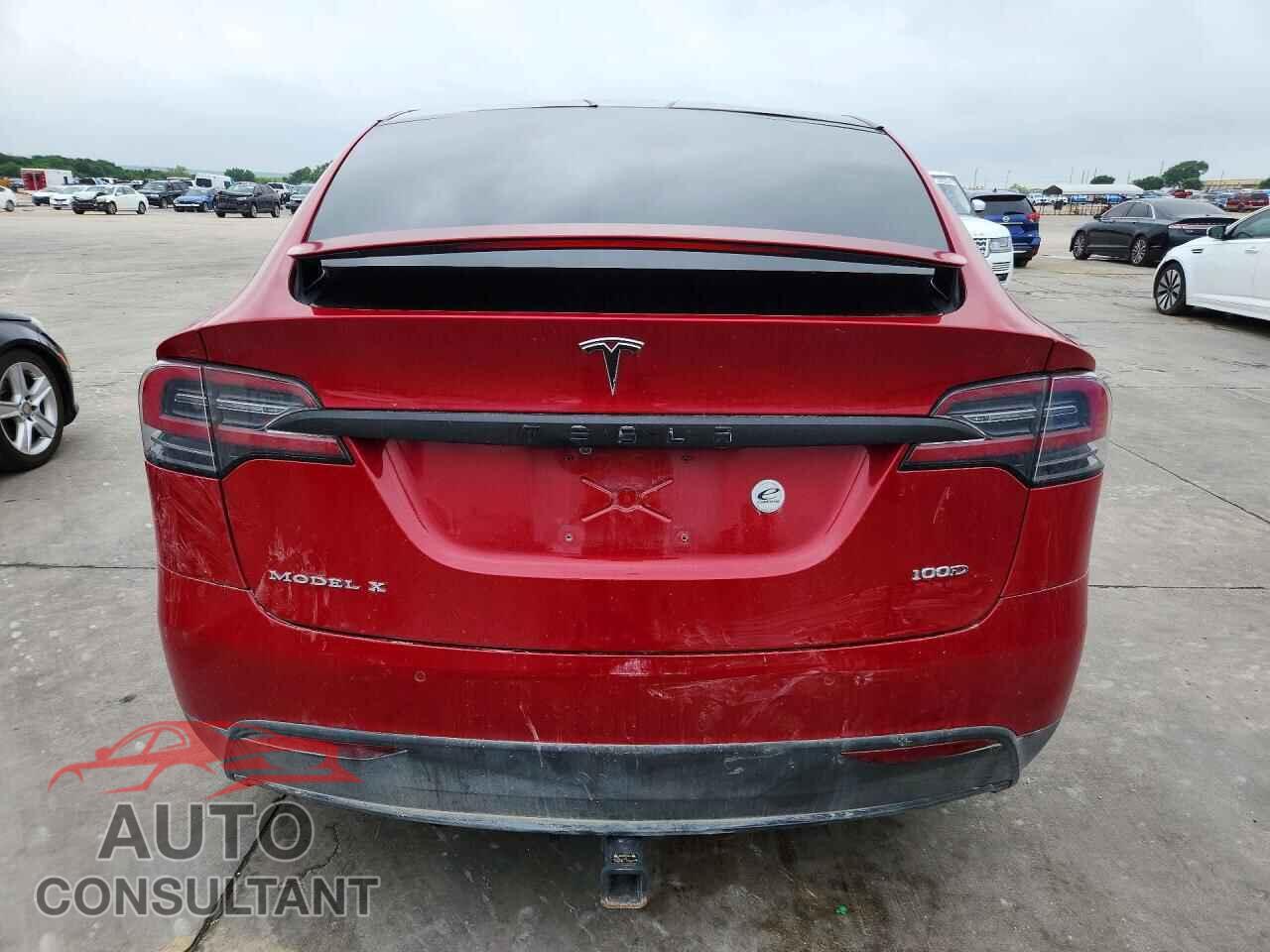 TESLA MODEL X 2017 - 5YJXCDE28HF060211