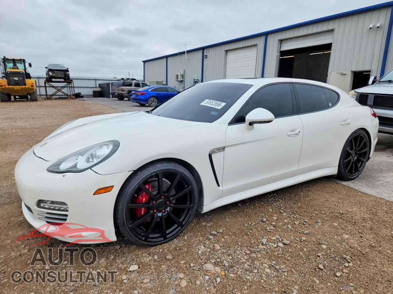 PORSCHE PANAMERA 2011 - WP0AA2A74BL011156