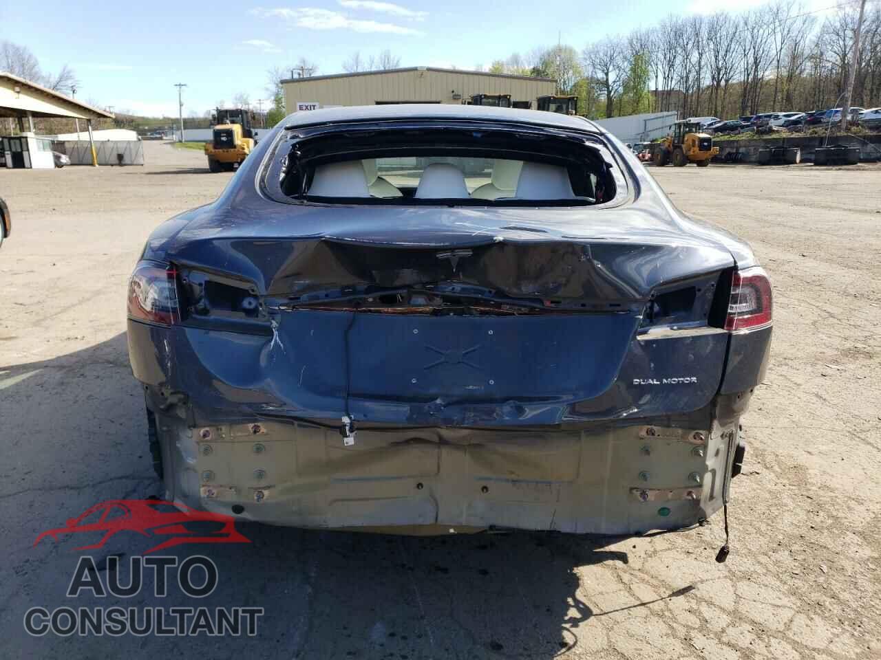 TESLA MODEL S 2020 - 5YJSA1E26LF381901