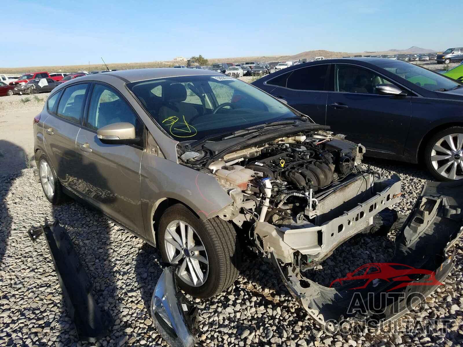 FORD FOCUS 2017 - 1FADP3K24HL319592