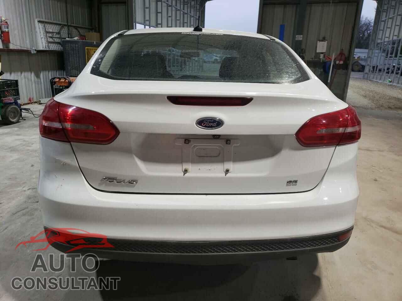 FORD FOCUS 2017 - 1FADP3F22HL267664