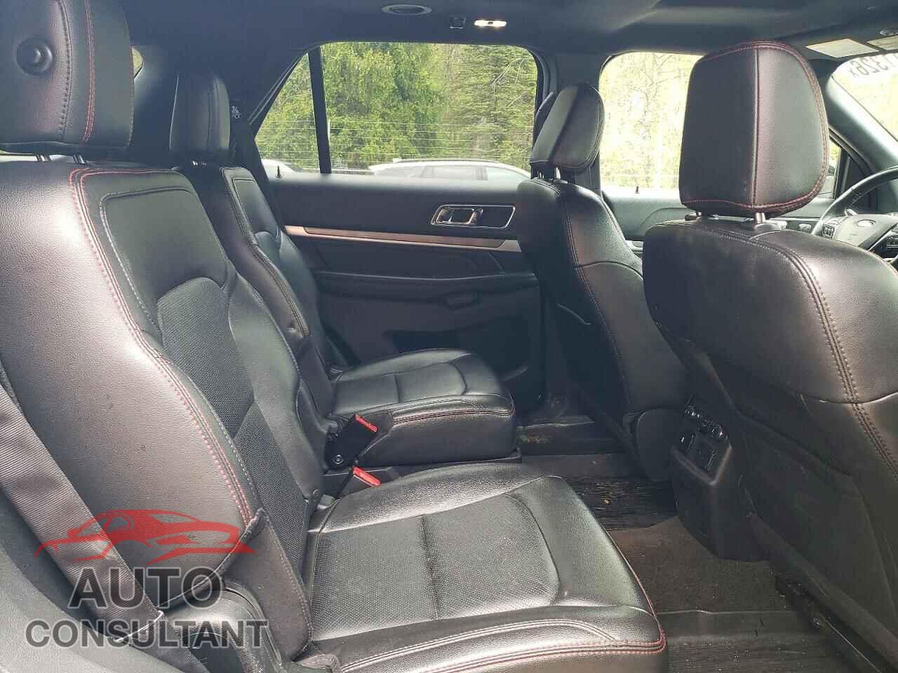FORD EXPLORER 2018 - 1FM5K8GT3JGB87611
