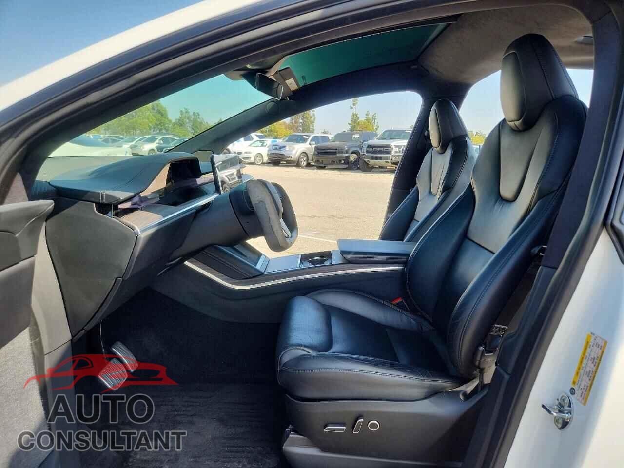 TESLA MODEL X 2022 - 7SAXCBE53NF329793
