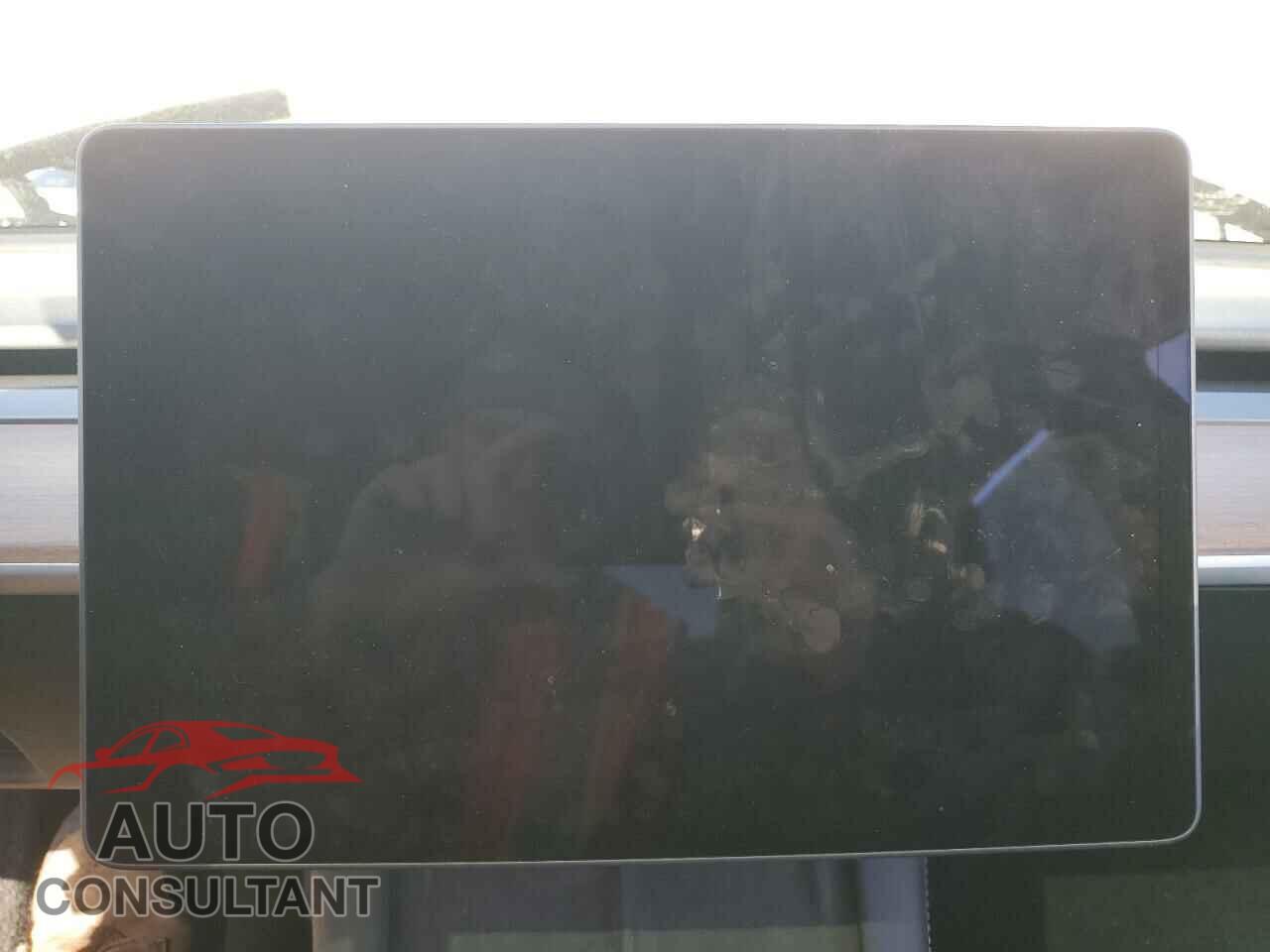 TESLA MODEL 3 2023 - 5YJ3E1EA3PF686472