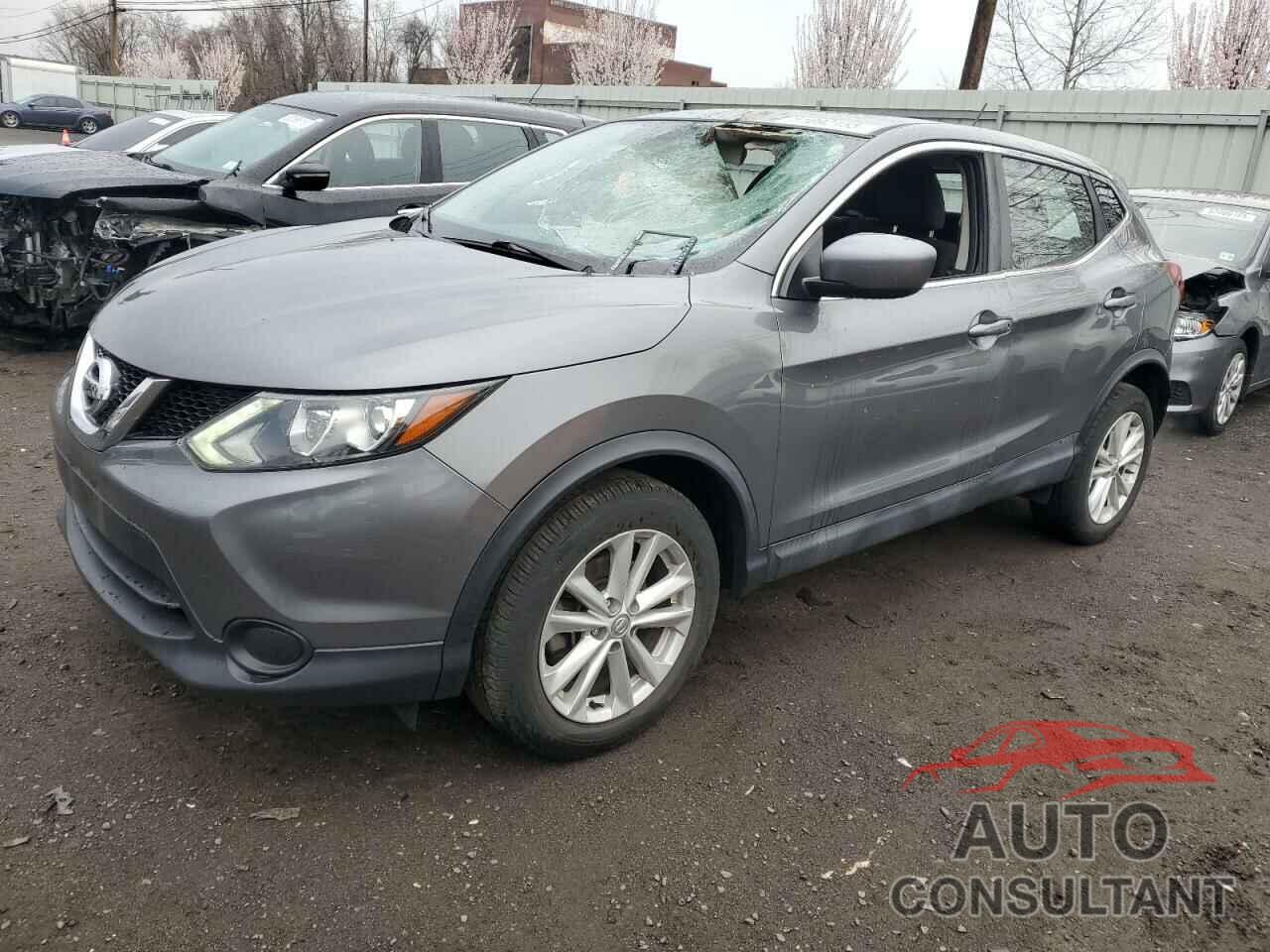NISSAN ROGUE 2018 - JN1BJ1CR9JW201712