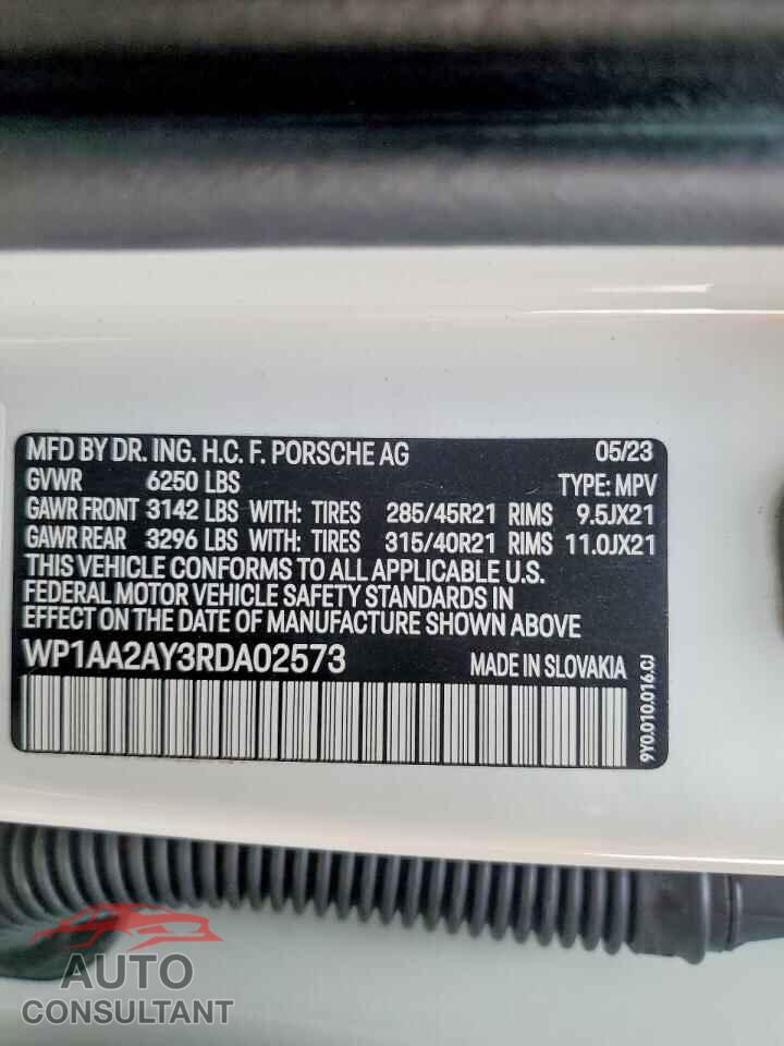 PORSCHE CAYENNE 2024 - WP1AA2AY3RDA02573