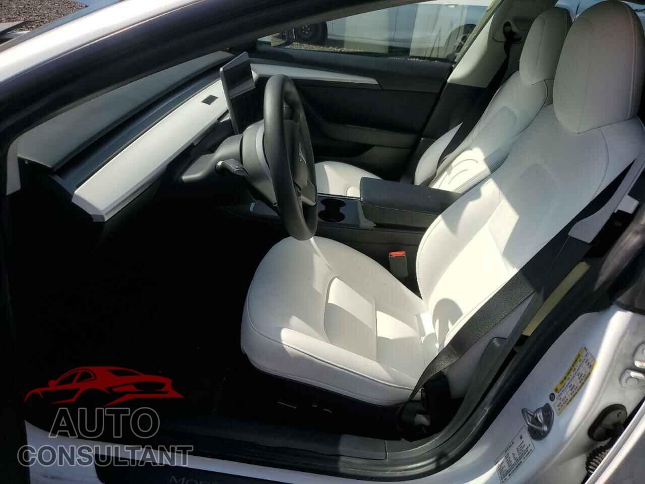 TESLA MODEL 3 2021 - 5YJ3E1EA2MF058186