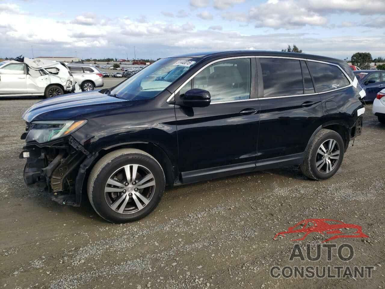 HONDA PILOT 2017 - 5FNYF5H36HB028945