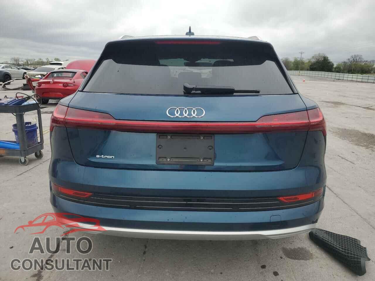 AUDI E-TRON 2019 - WA1VAAGE2KB025123