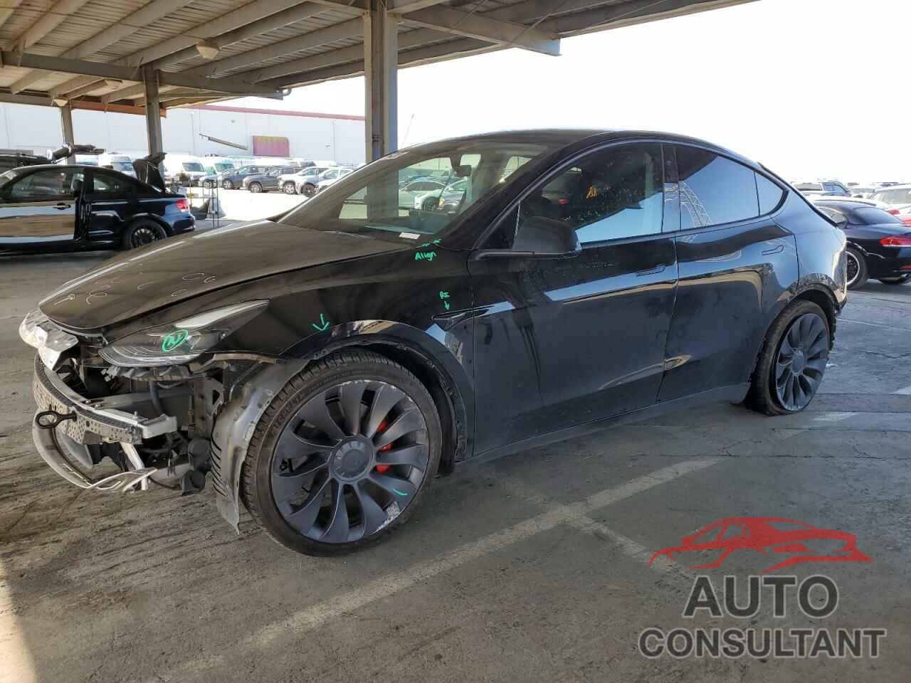 TESLA MODEL Y 2021 - 5YJYGDEF7MF215644