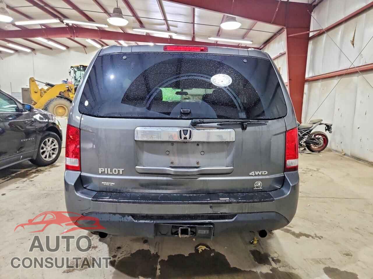 HONDA PILOT 2013 - 5FNYF4H25DB073032