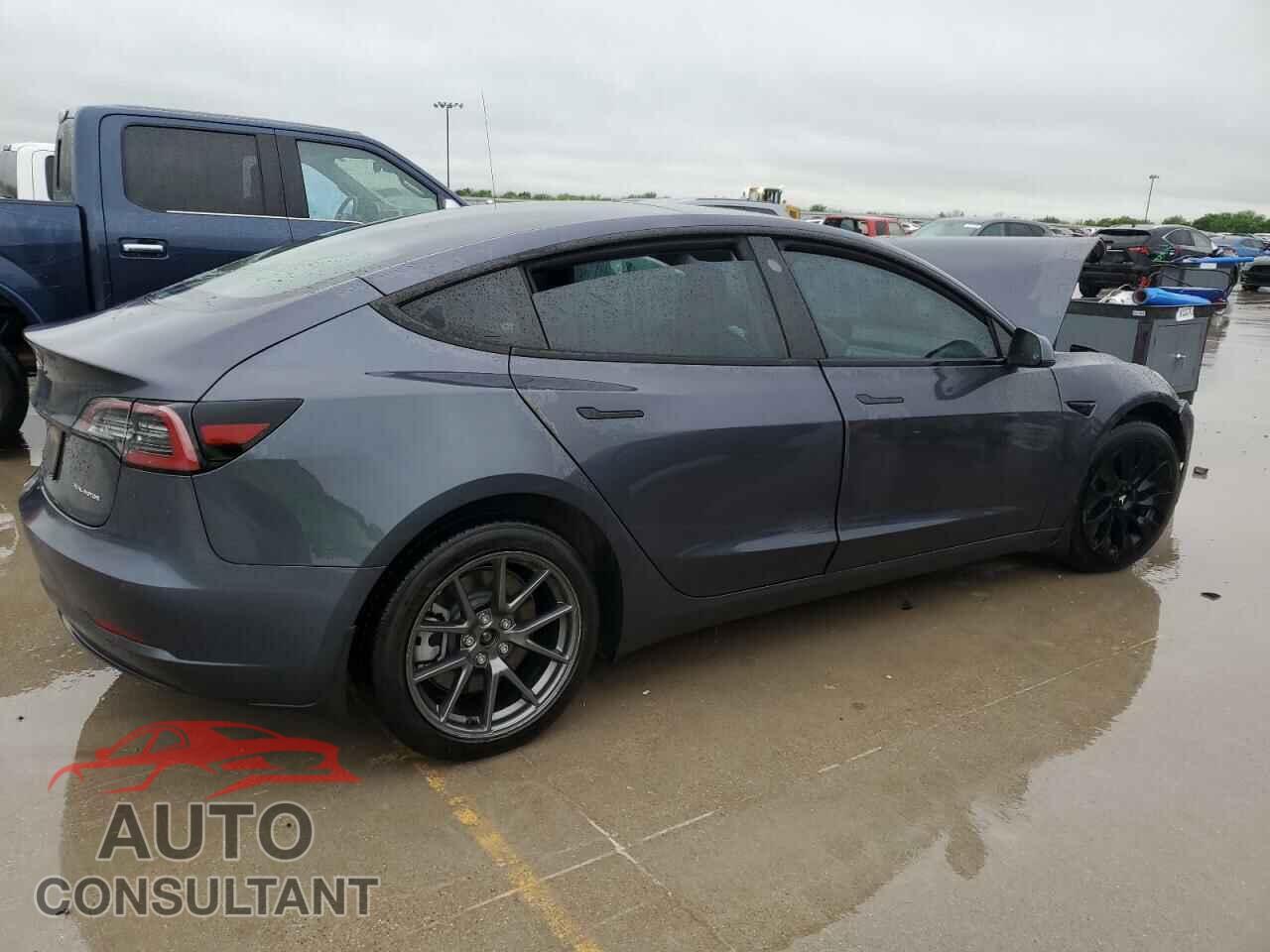 TESLA MODEL 3 2022 - 5YJ3E1EB8NF129126