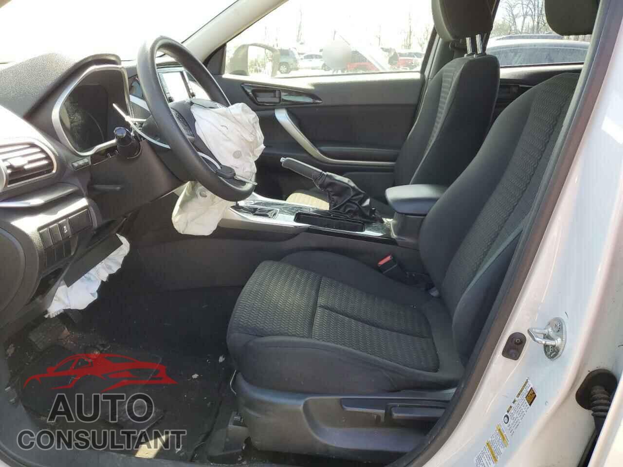 MITSUBISHI ECLIPSE 2018 - JA4AT3AA6JZ049067