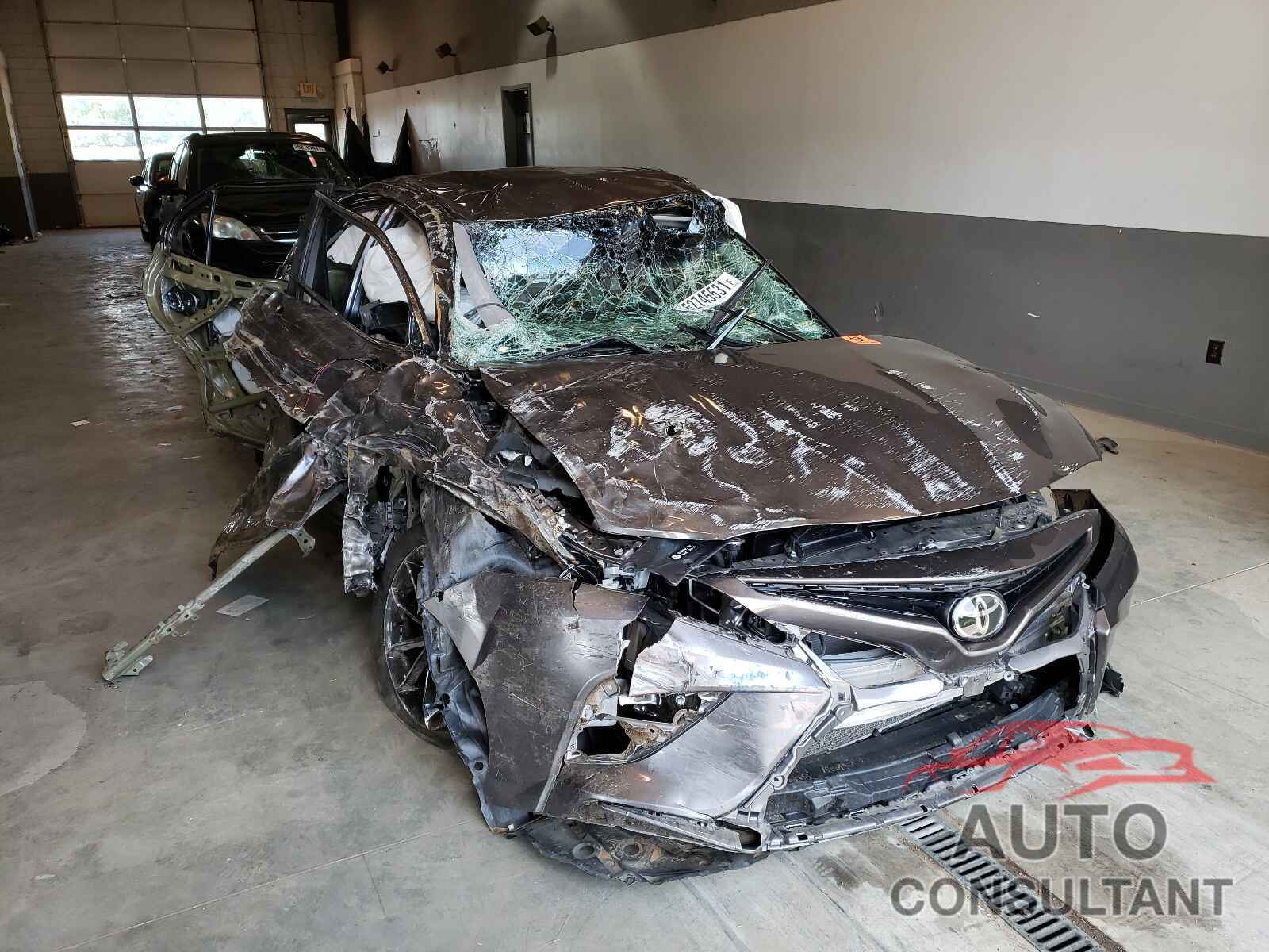 TOYOTA CAMRY 2020 - 4T1G11AK8LU862263