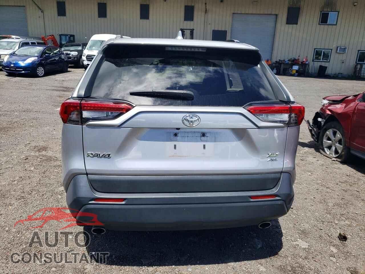 TOYOTA RAV4 2023 - JTMP1RFVXPD097777