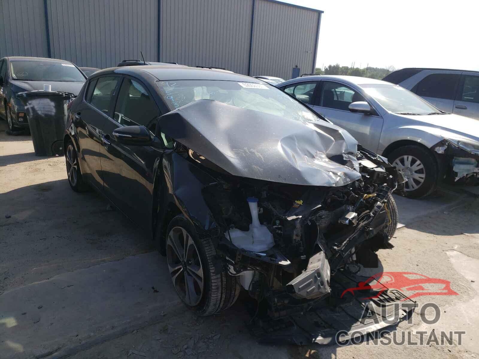 KIA FORTE 2016 - KNAFX5A8XG5593058