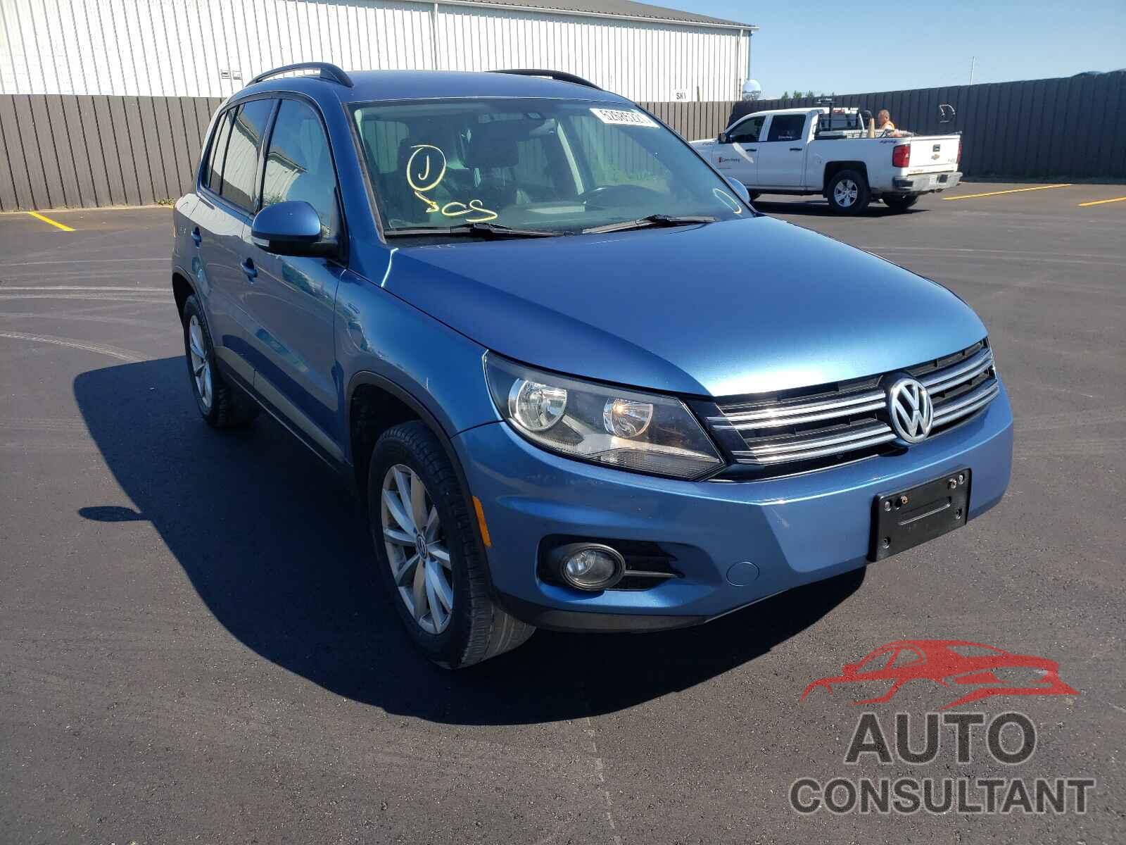 VOLKSWAGEN TIGUAN 2017 - WVGNV7AX9HK023638