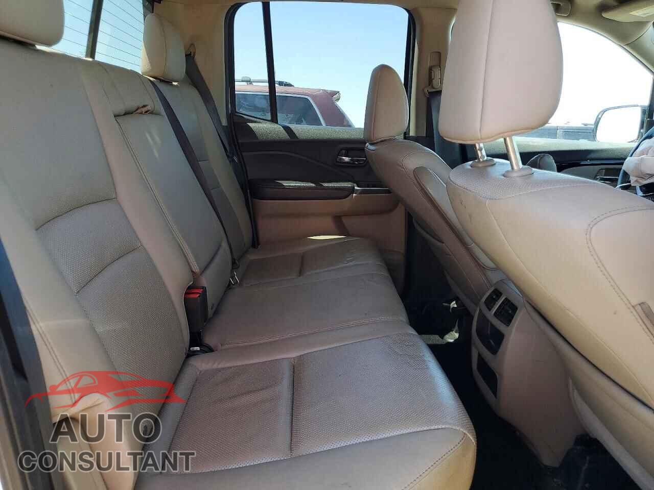 HONDA RIDGELINE 2017 - 5FPYK3F72HB037848