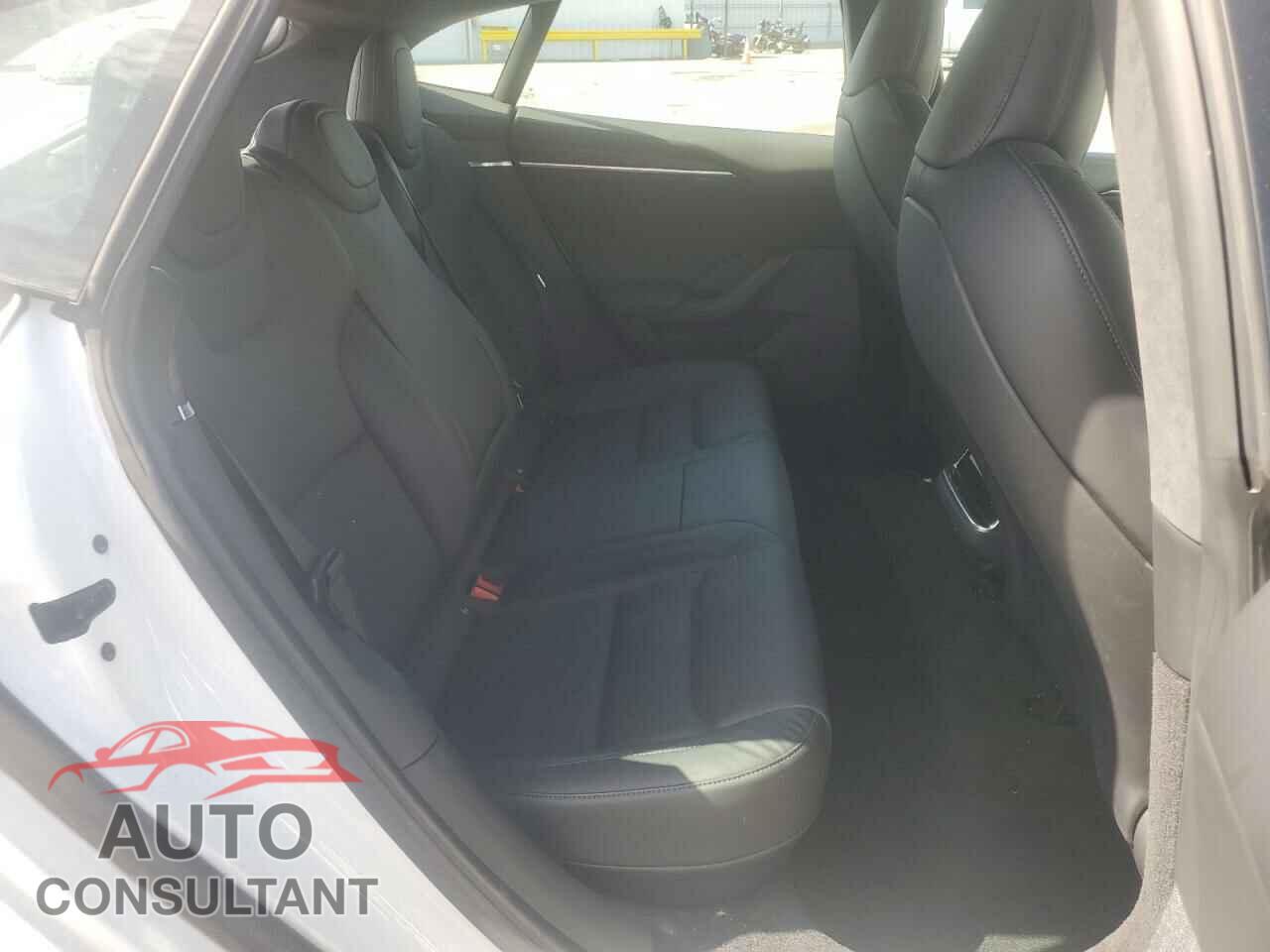TESLA MODEL S 2022 - 5YJSA1E53NF474095