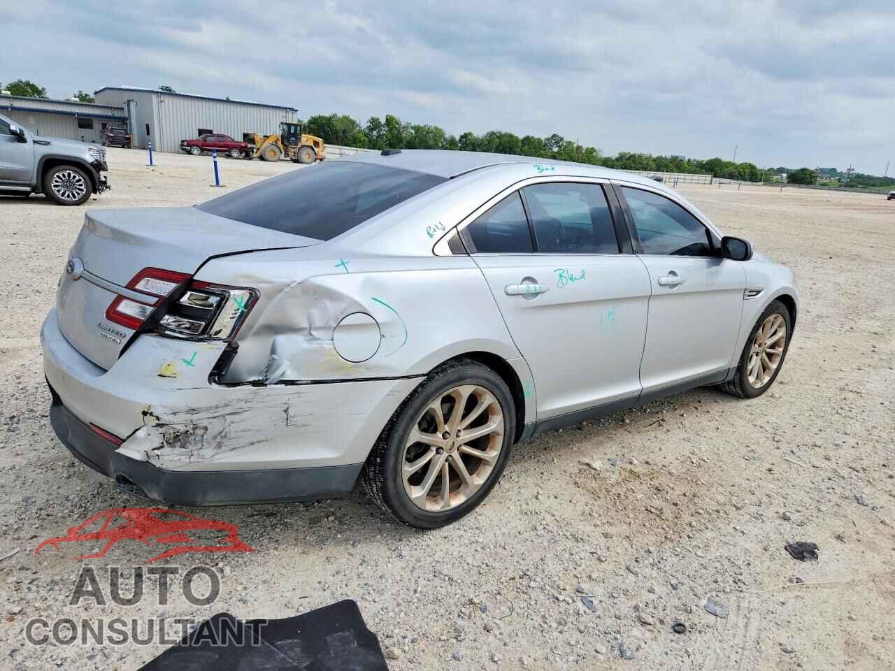 FORD TAURUS 2013 - 1FAHP2F87DG221105