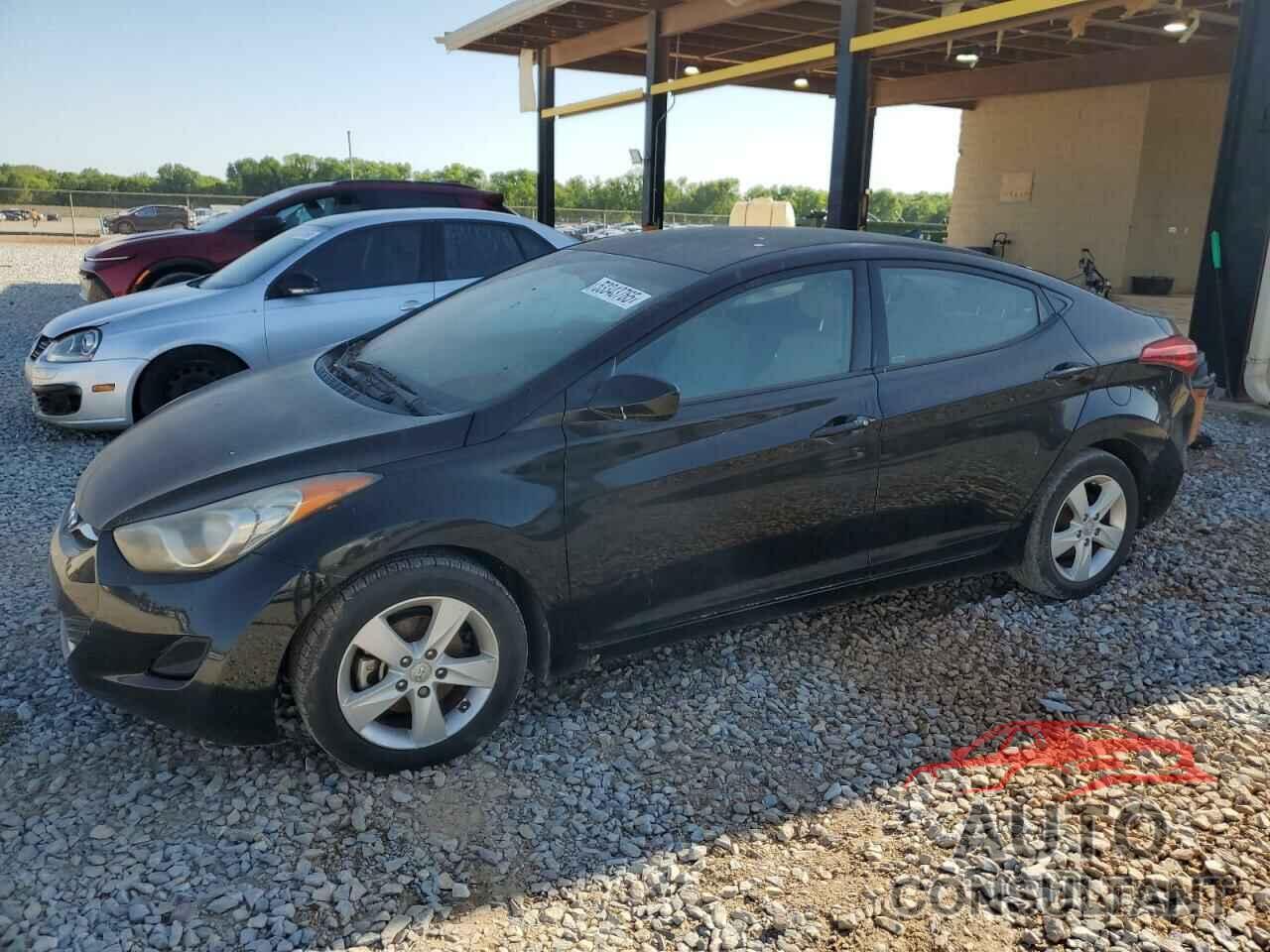 HYUNDAI ELANTRA 2013 - KMHDH4AE0DU001493