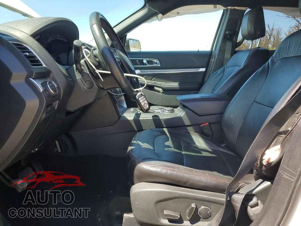 FORD EXPLORER 2018 - 1FM5K8GT6JGB37401