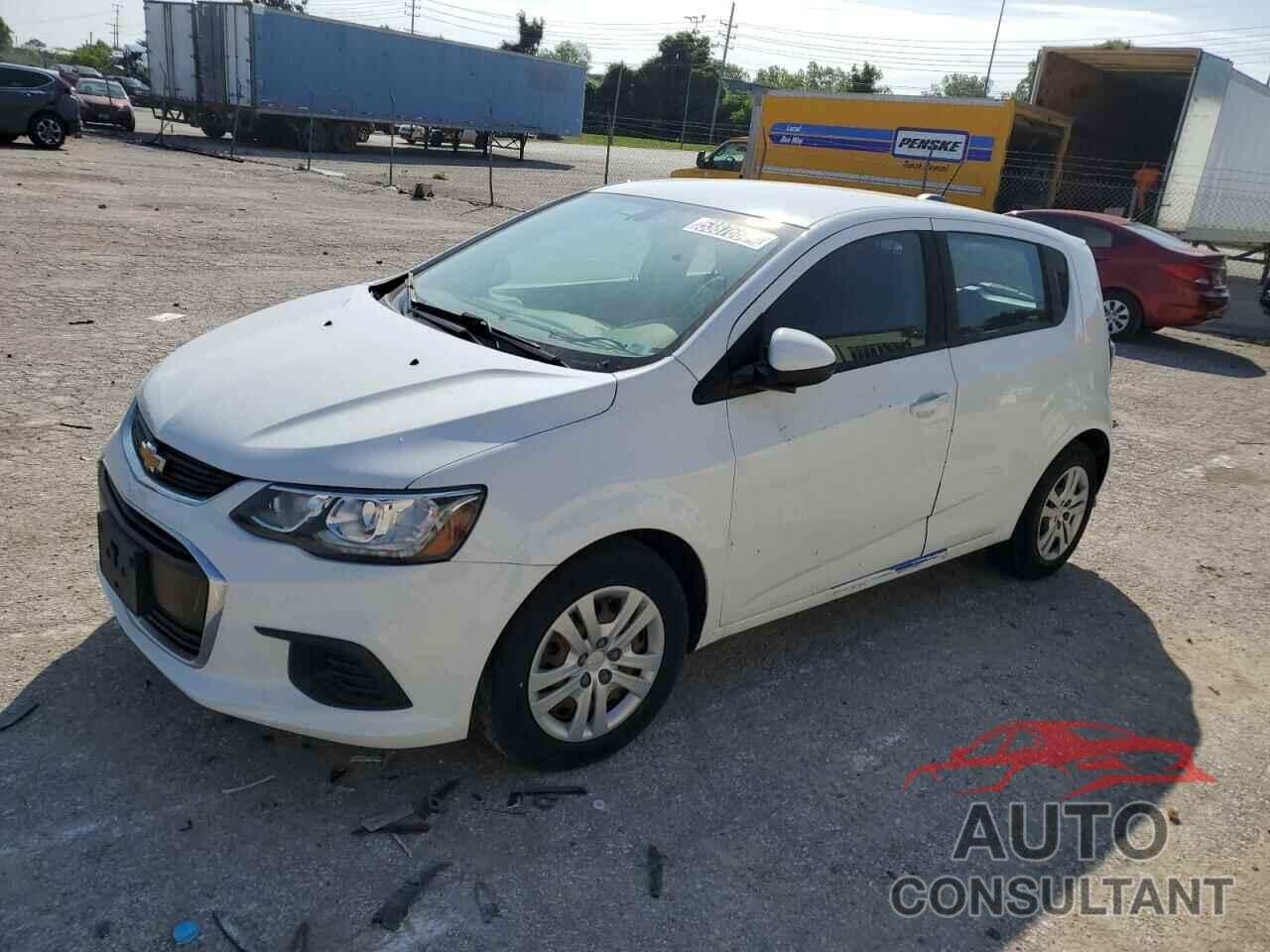 CHEVROLET SONIC 2018 - 1G1JG6SH2J4110699