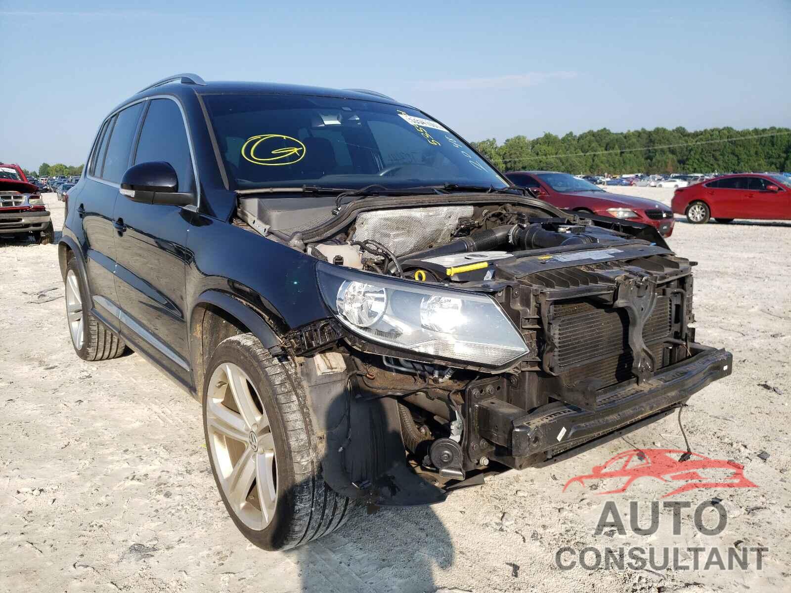 VOLKSWAGEN TIGUAN 2016 - WVGAV7AX0GW082048