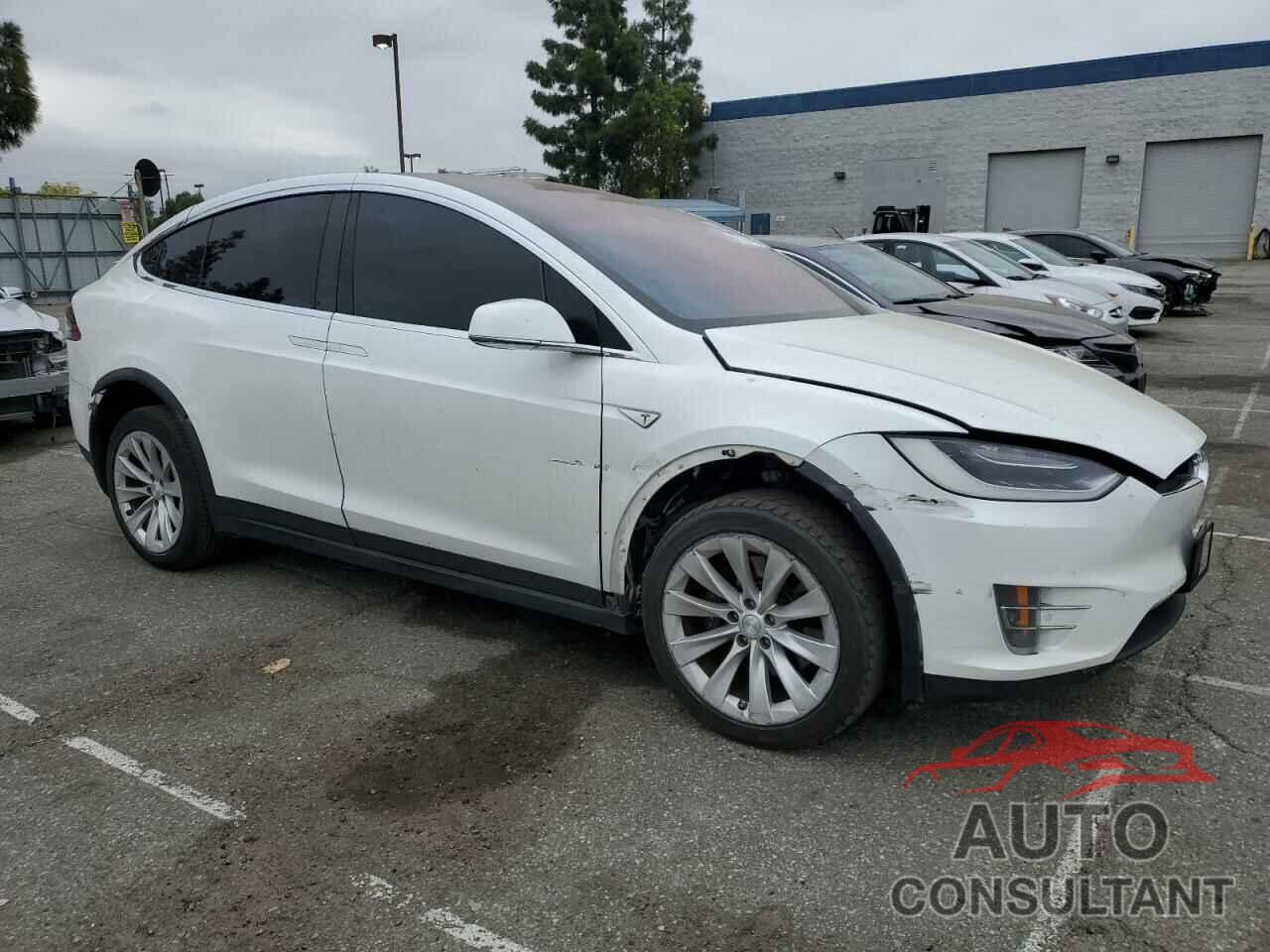 TESLA MODEL X 2016 - 5YJXCAE2XGF003344