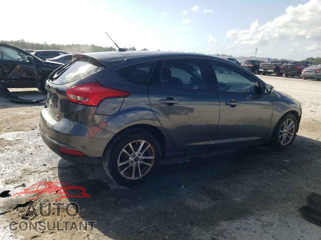 FORD FOCUS 2017 - 1FADP3K23HL269719
