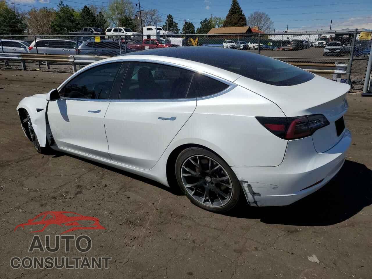 TESLA MODEL 3 2019 - 5YJ3E1EB9KF365750