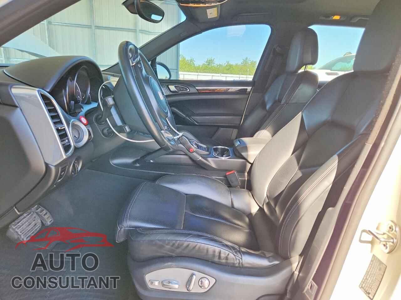PORSCHE CAYENNE 2012 - WP1AA2A22CLA03769