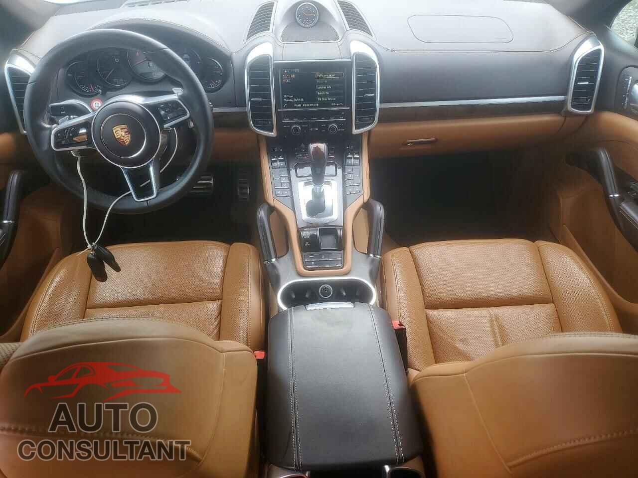 PORSCHE CAYENNE 2015 - WP1AB2A27FLA61149
