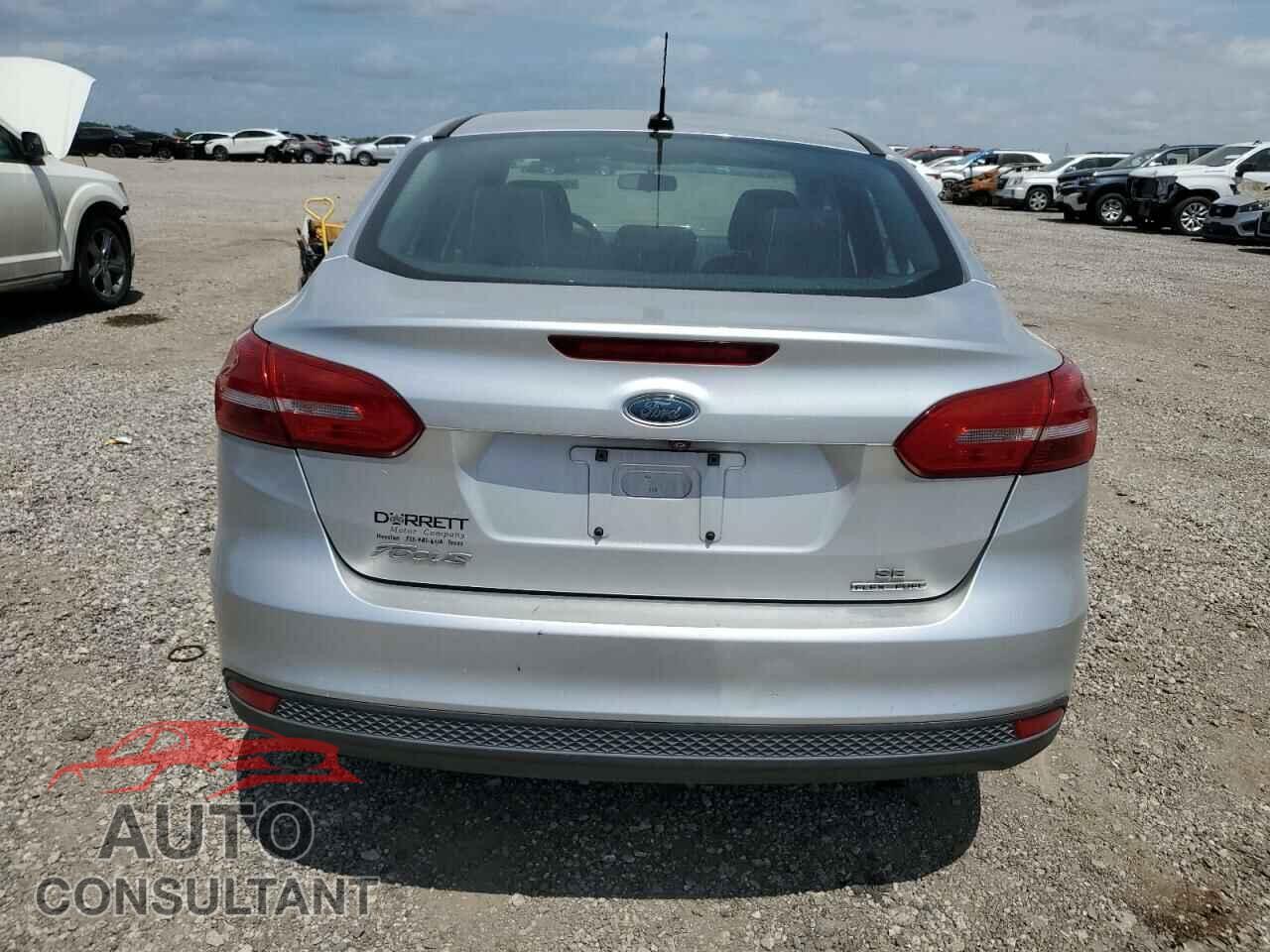 FORD FOCUS 2016 - 1FADP3F27GL373901