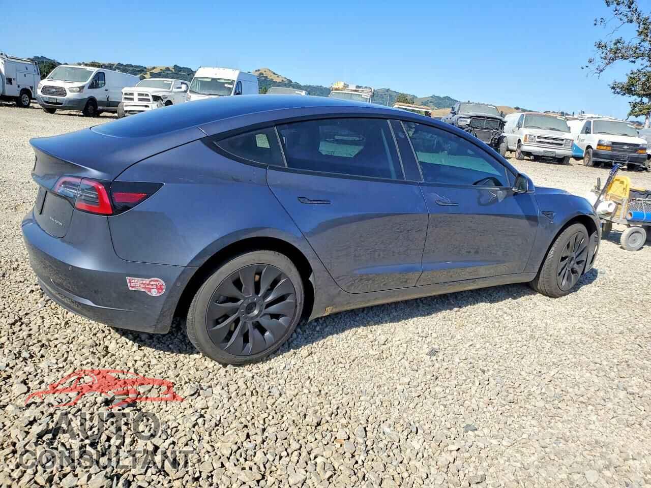 TESLA MODEL 3 2022 - 5YJ3E1EB3NF299393