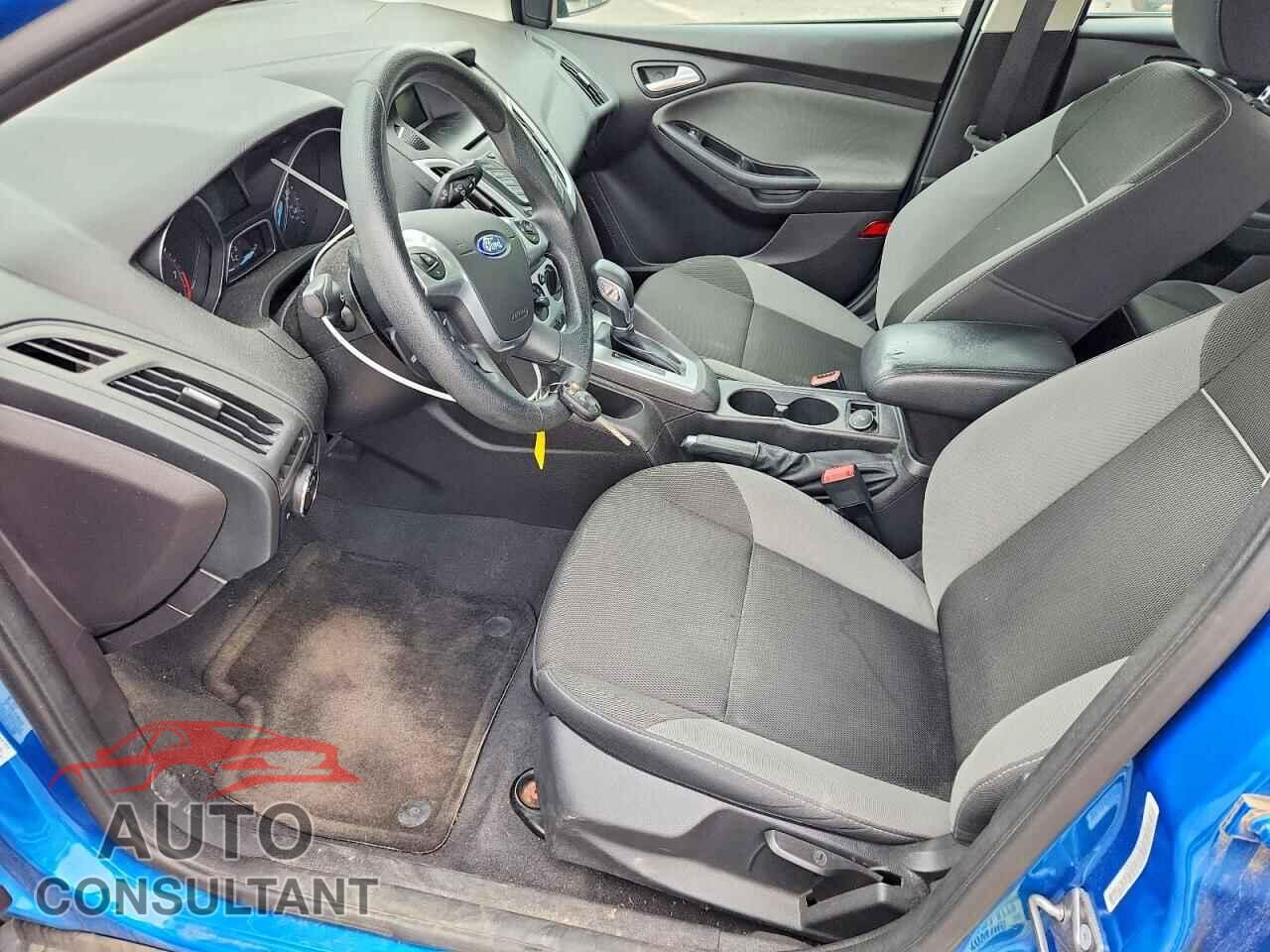 FORD FOCUS 2014 - 1FADP3F27EL457178