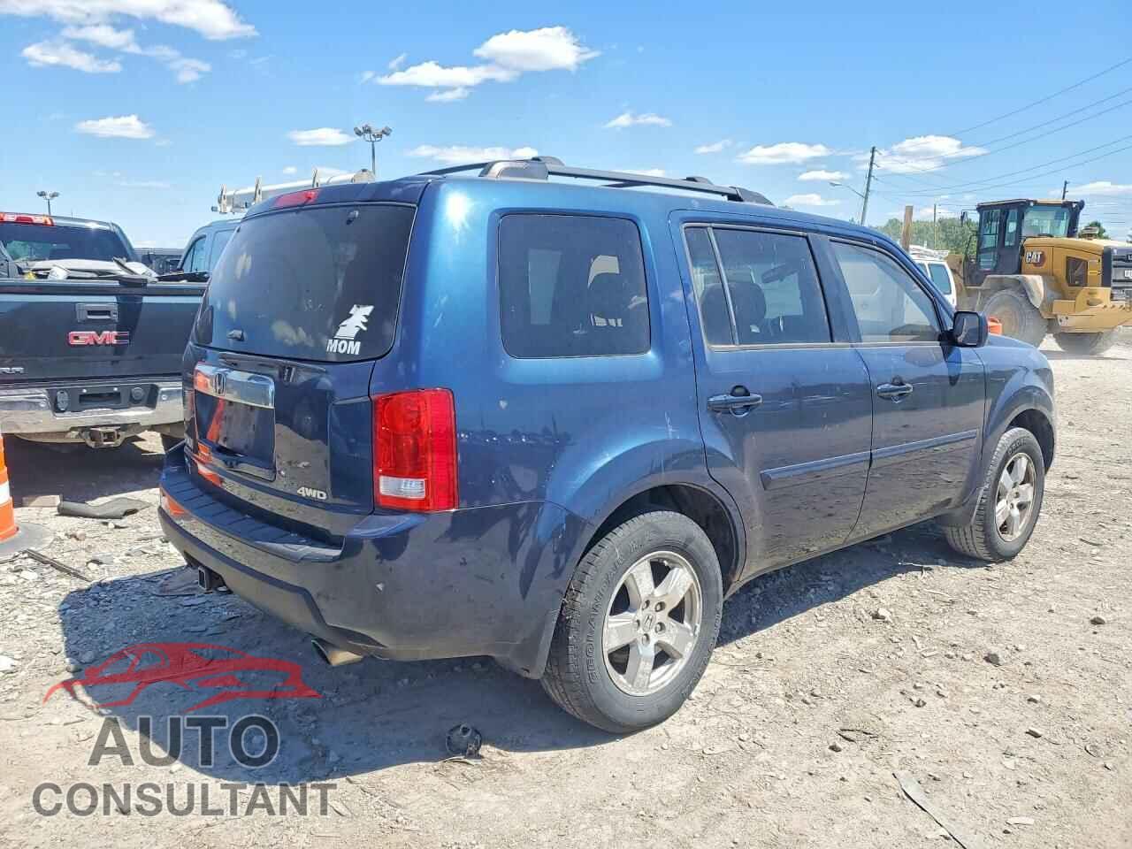 HONDA PILOT 2011 - 5FNYF4H41BB032105