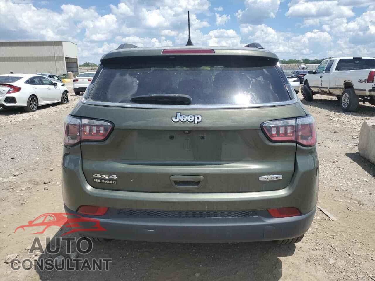 JEEP COMPASS 2018 - 3C4NJDBB1JT249050